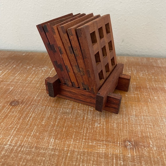 Set of 6 vintage wooden coasters - Picture 2 of 3